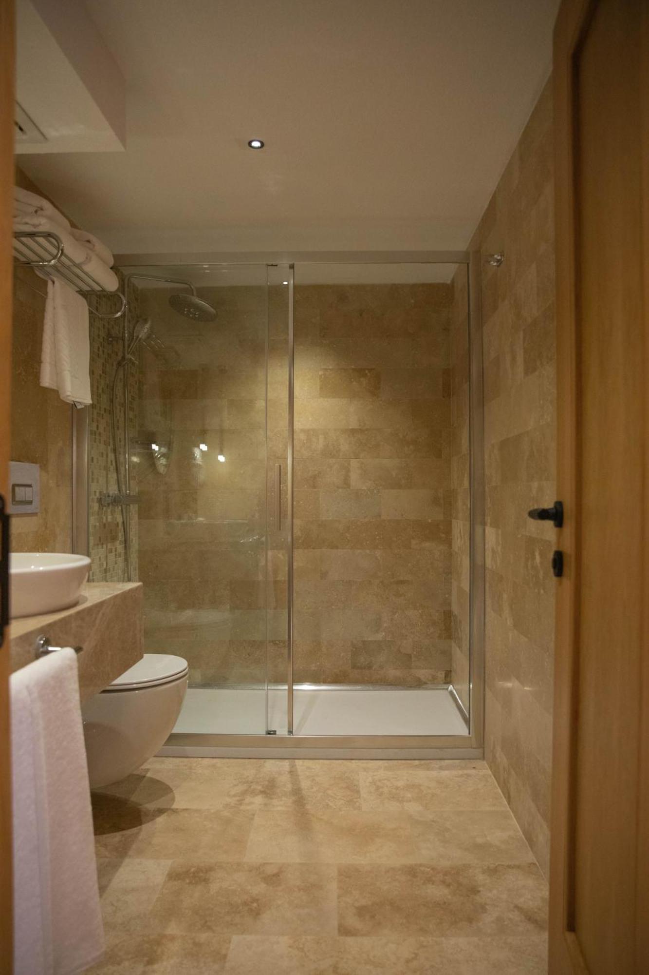 Villaqua Boutique Hotel 아그바 외부 사진
